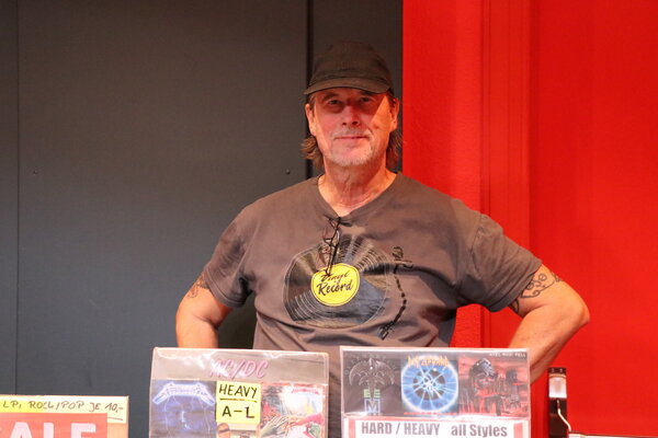 AN_NOZ_3626_PR_Bibo_Schallplattenbörse